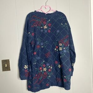 Charming Floral Knit Sweater